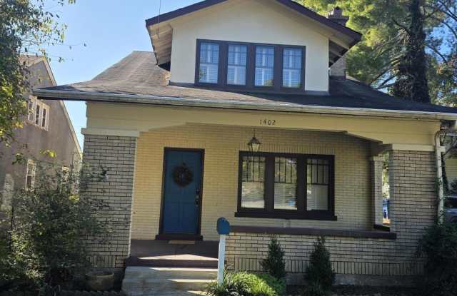 1402 Main St - 1402 Main Street, Shelbyville, KY 40065 1402 Main St - 1402 Main Street, Shelbyville, KY 40065