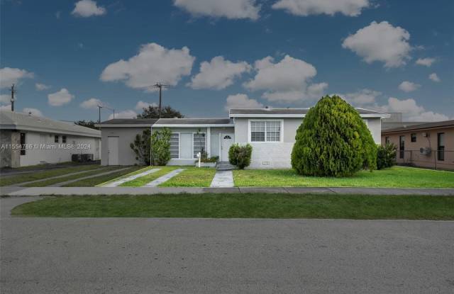 8581 SW 27th St - 8581 Southwest 27th Street, Westchester, FL 33155