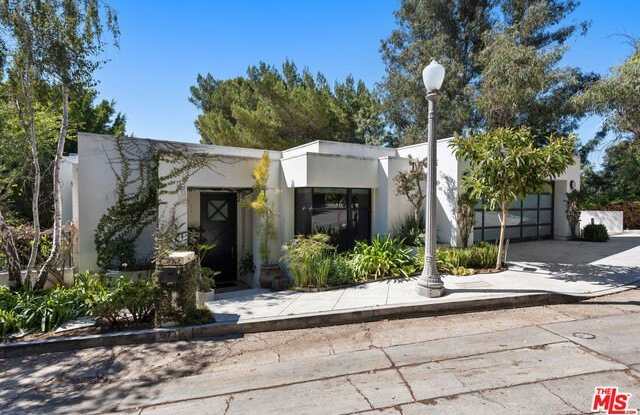 1673 Waynecrest Dr - 1673 Waynecrest Drive, Los Angeles, CA 90210