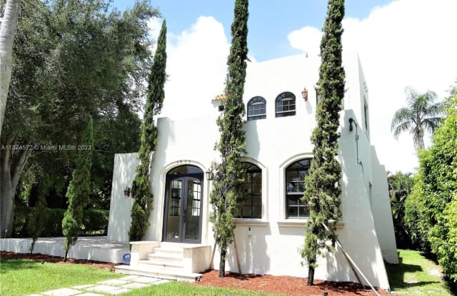 2620 SW 57th Ave - 2620 Southwest 57th Avenue, Coral Terrace, FL 33155