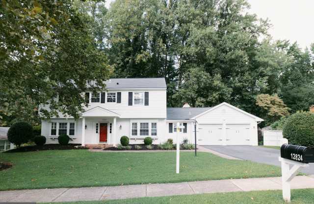 12824 MOUNT ROYAL Lane Gallery 2