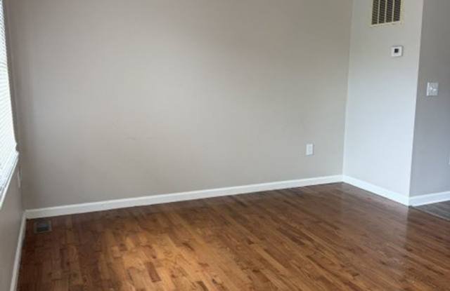 Maple Ridge 1 Bedroom Gallery 2