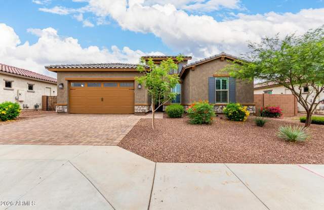 18453 W ELWOOD Street photos photos