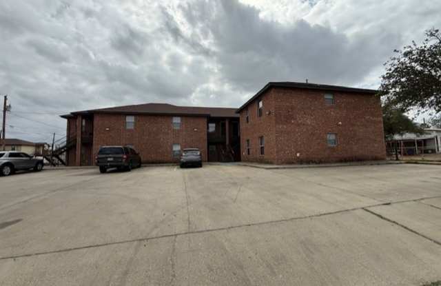 Travis photos photos