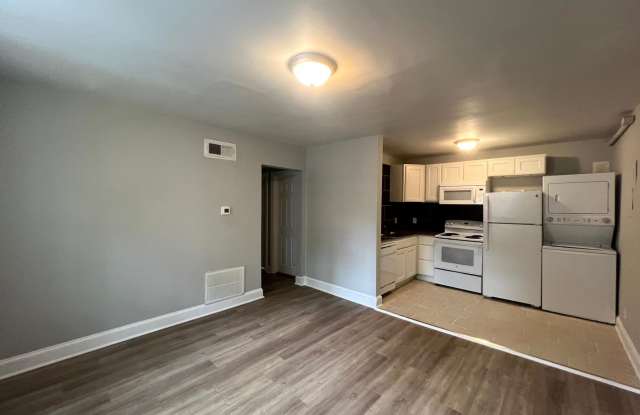214-4 Woodrow ~ Haymount Gallery 3