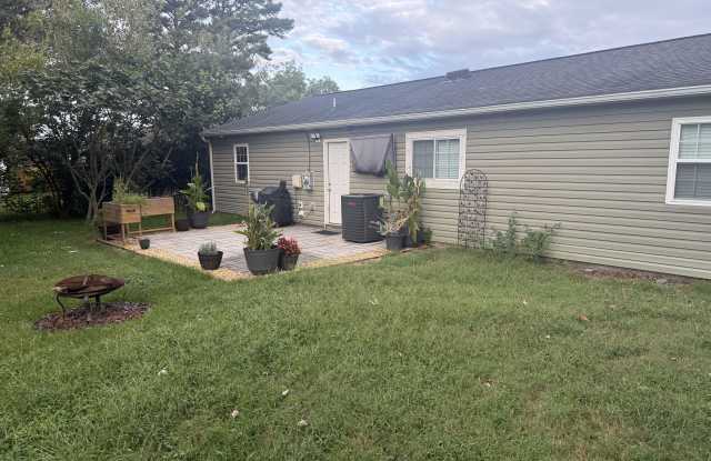 4733 Overman Avenue Gallery 2
