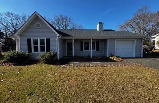 336 Cheltenham Drive - 336 Cheltenham Drive, Winston-Salem, NC 27103