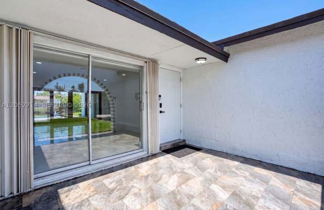 9531 NW 20th Pl Gallery 2