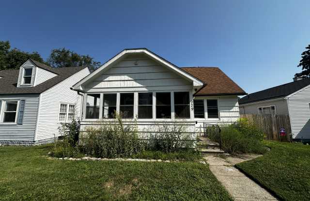 229 E Fairview Ave photos photos