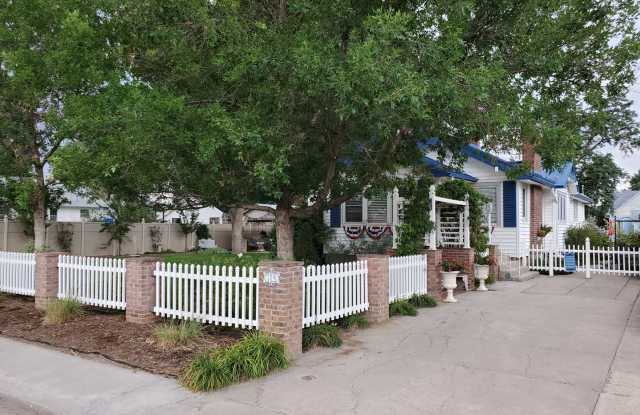 Cute, Quiet and Renovated One Bedroom Finished Basement in Eaton photos photos Cute, Quiet and Renovated One Bedroom Finished Basement in Eaton photos photos