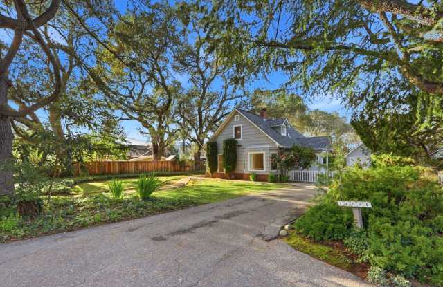 Gorgeous Large Lot 4-Bedroom Saratoga Home photos photos