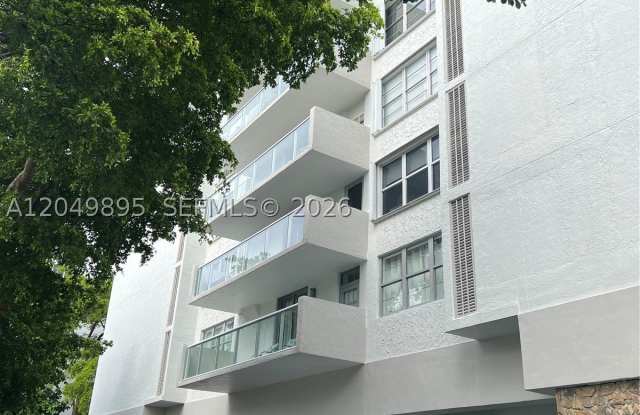 10000 W Bay Harbor Dr Gallery 2