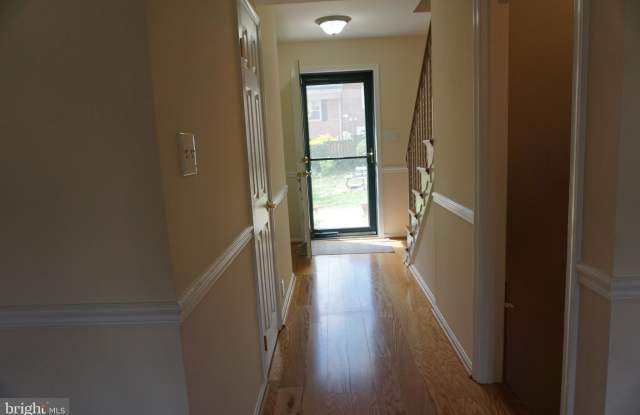 2107 HUNTINGTON AVENUE Gallery 4