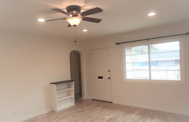 748 East Andrews Avenue - 748 East Andrews Avenue, Fresno, CA 93704