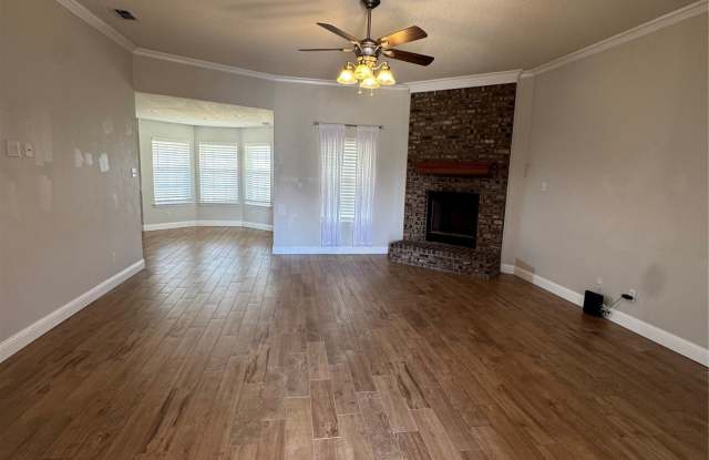 4925 Many Waters Drive Gallery 2