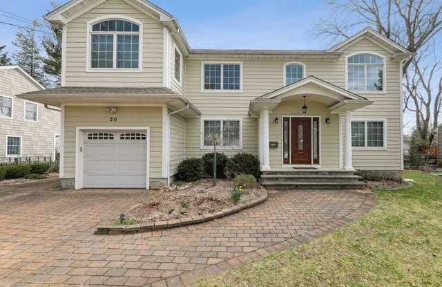 20 Holly Lane - 20 Holly Lane, Cresskill, NJ 07626
