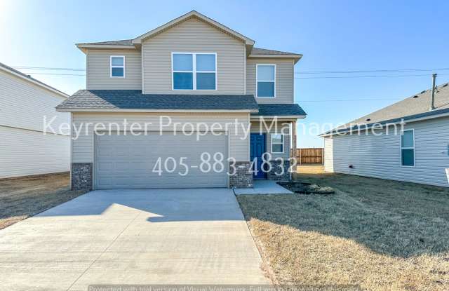 Gorgeous 3 Bed 2.5 Bath Two Story Home in Heart Of Yukon! photos photos