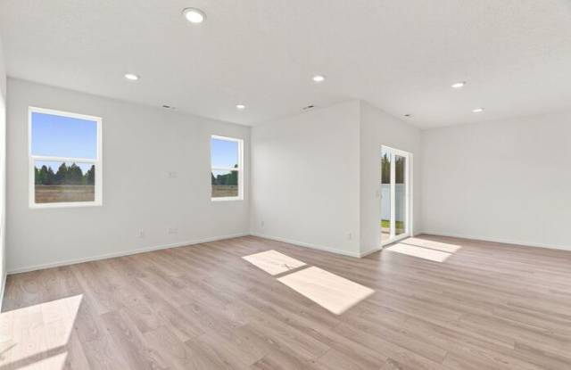 409 Washington Avenue Gallery 4