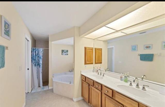 18327 Lamont Avenue photos photos
