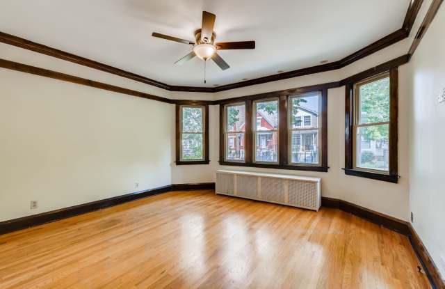 3344 North Albany Avenue Gallery 2
