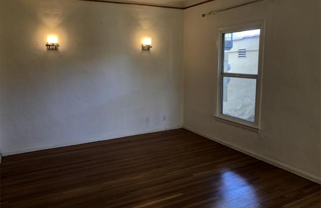 264 S Reeves Drive, Apt. 103 Gallery 3
