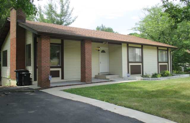 12301 Percil Ln Gallery 2