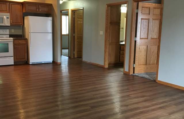 Fifth Street Apartments & Townhouses photos photos