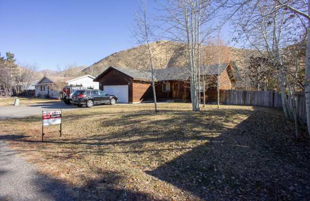 3bd/2ba/Garage/RV Parking/Fenced Yard - 1520 Aspen Valley Drive, Hailey, ID 83333