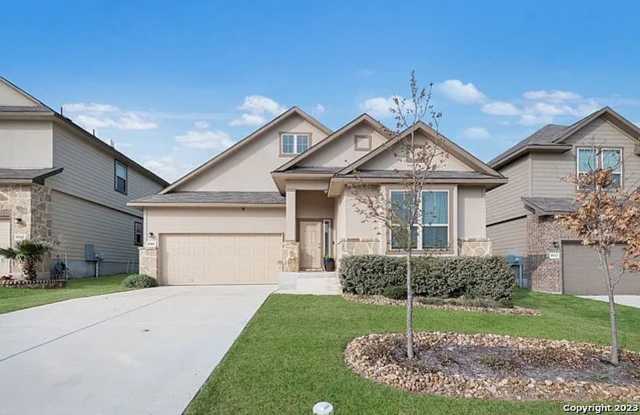 CHARMING 4 BEDROOM HOME IN CONVERSE photos photos