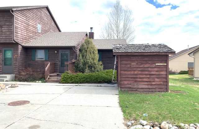 815 Lower Continental Drive - 1 photos photos