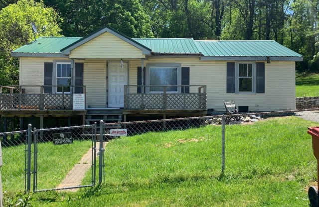 402 Ketron Lane - 402 Ketron Lane, Johnson City, TN 37601