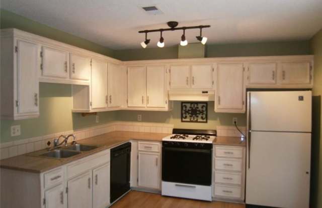1245 Falling Water Drive Gallery 2