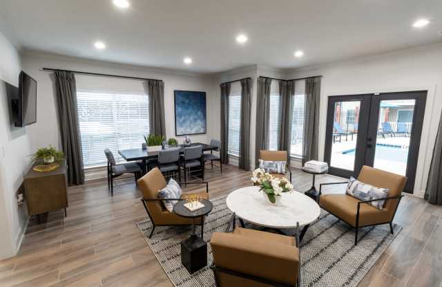 Avery Glen Luxury Apartments Gallery 3