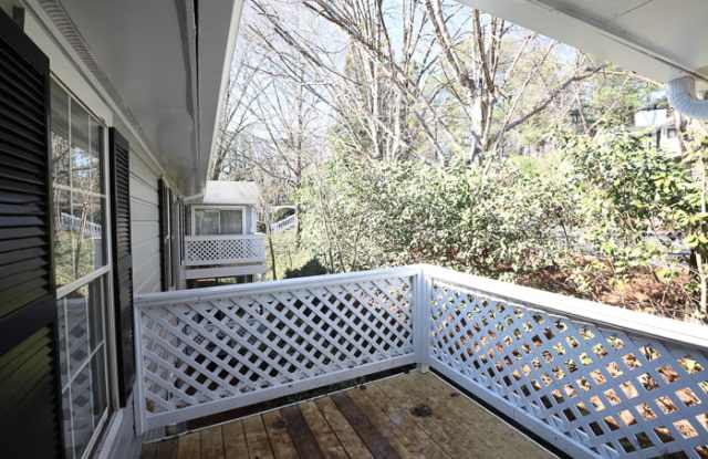 1105 Natchez Trce Gallery 4