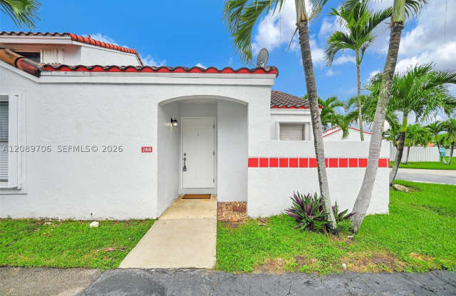 2414 San Remo Cir Gallery 3