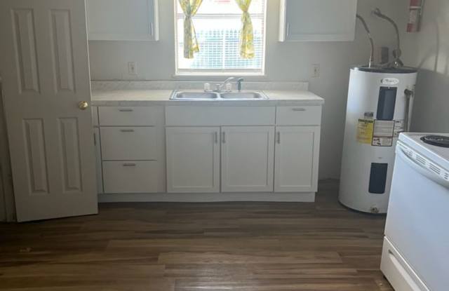 709 Grape Apt B photos photos