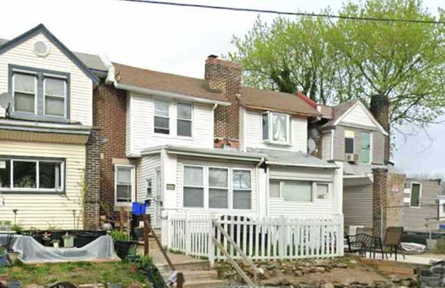 Stunning 4-Bedroom Home in Germantown! Available NOW! Gallery 3