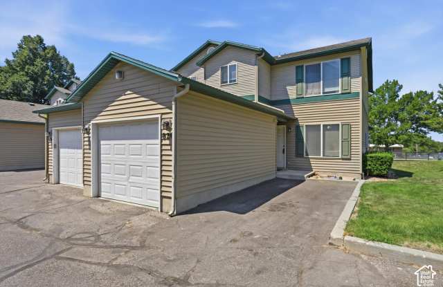 826 E 760 N Gallery 3