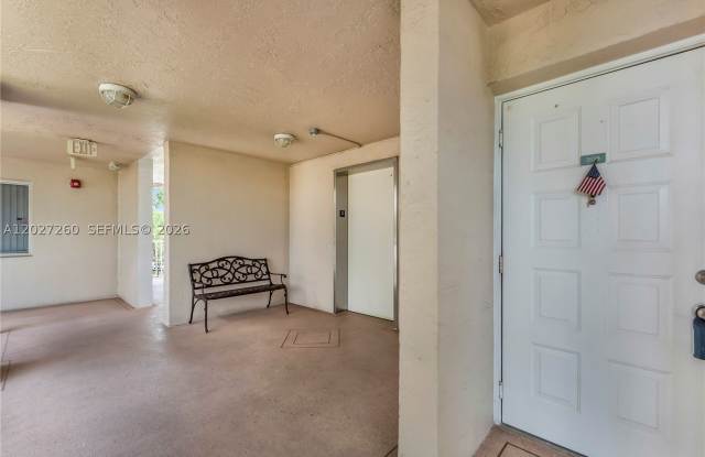 9511 Weldon Cir Gallery 4