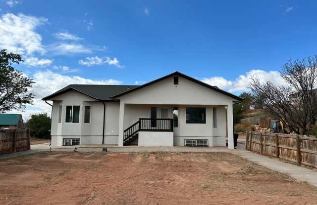 Remodeled 3 bed 3 bath apartment photos photos