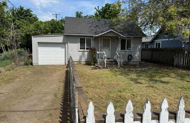 Cute 1 bedroom 1 bathroom house in Eugene! - 2691 Edison Street, Eugene, OR 97402