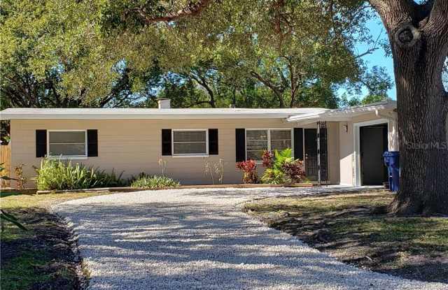 8714 PELICAN LANE Gallery 3