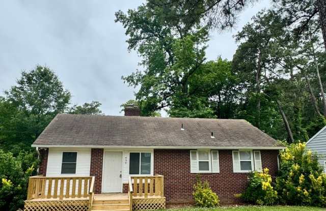 Cozy 4 bed 2 bath Rancher in Petersburg photos photos
