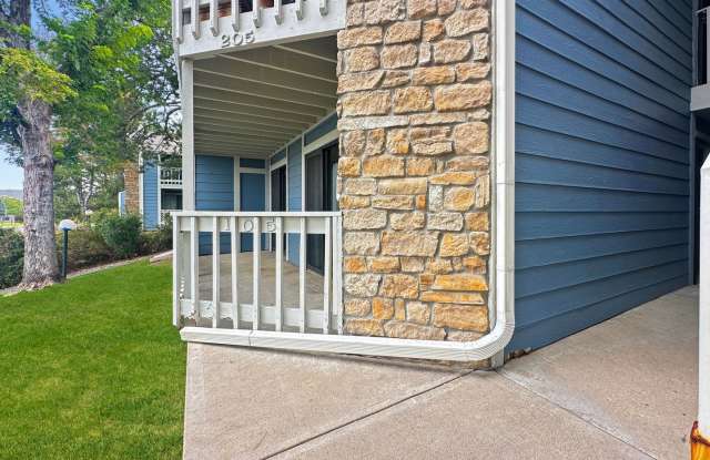 Freshly Updated 2 Bed, 2 Bath Condo for Rent in Denver Gallery 3