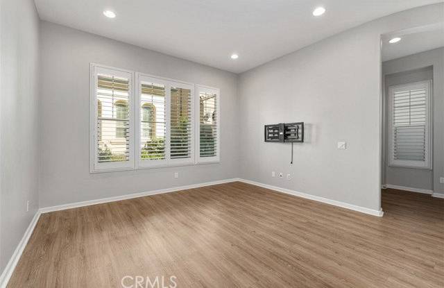 219 Primrose Drive Gallery 4