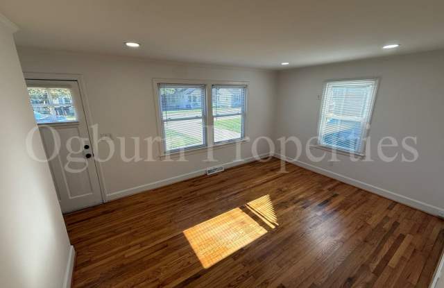 515 W. Sprague St-3BR/1BA-Home Gallery 4