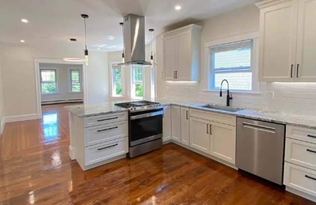126 Winsor Ave - 126 Winsor Avenue, Watertown Town, MA 02472