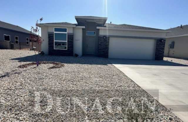 The Luke floor plan 3 Bedroom 2 bath Water Paid - Open house on 5/8/2025 @ 2:45 photos photos