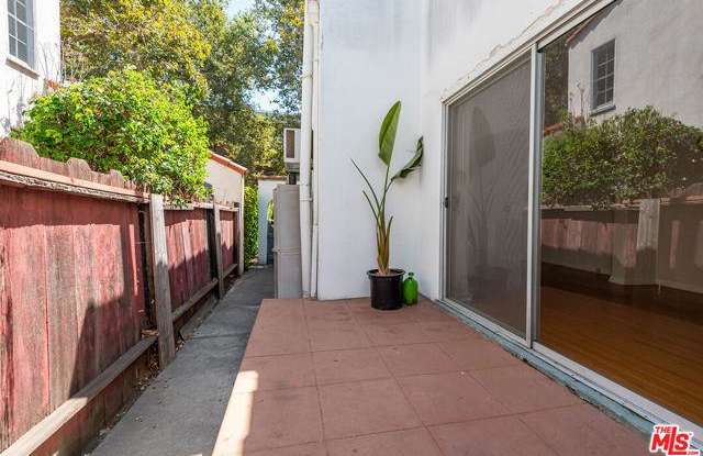 229 North Swall Drive - 229 North Swall Drive, Beverly Hills, CA 90211