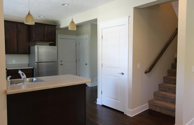 The Doll House -- Cool Two Bedroom at The Cottages on Vinton! Gallery 4